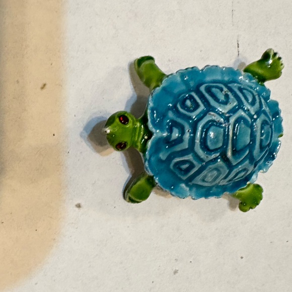 1  3/4” Turtle Tortoise Brooch Midcentury Modern Vintage - Picture 8 of 11